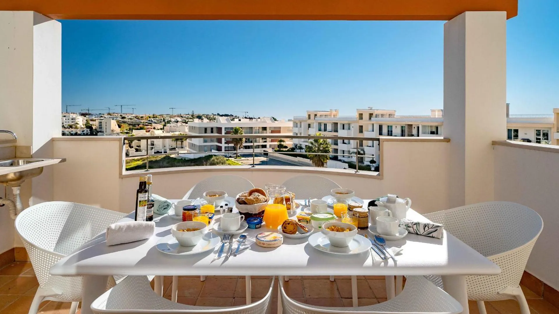 Lagos Ocean View 2 With Pool By Homing Portugal